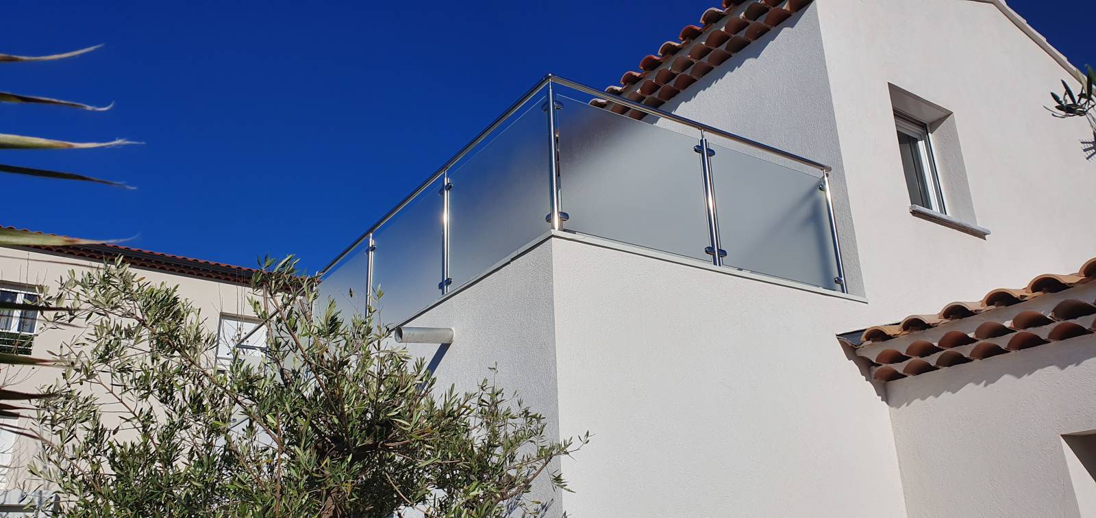 Fabrication et pose d'un garde-corps à Toulon dans le Var