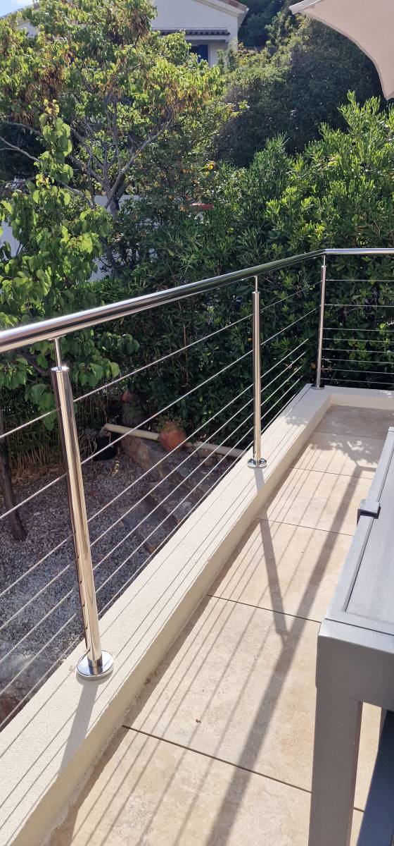 Terrasse, balcon ou encore escalier, n'attendez-plus pour sécuriser votre extérieur et faites appel à SHM 83 à Toulon