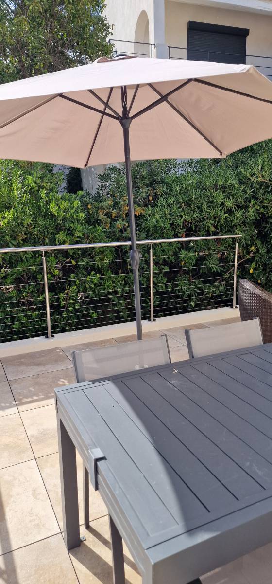 Terrasse, balcon ou encore escalier, n'attendez-plus pour sécuriser votre extérieur et faites appel à SHM 83 à Toulon