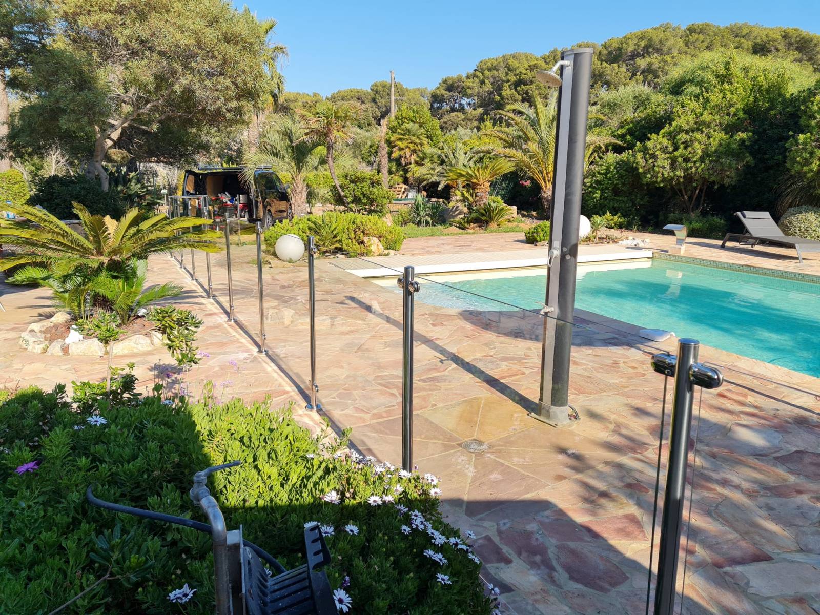 installation de garde fous au Lavandou