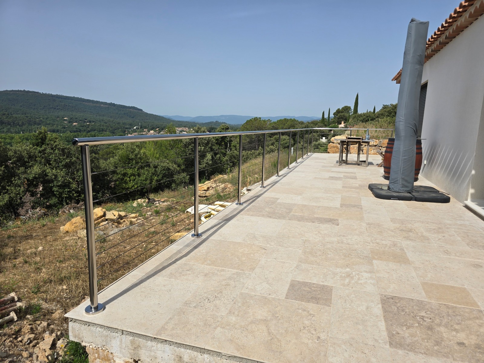 Installation d'une balustrade pour terrasse en hauteur à La Seyne-sur-Mer 83500