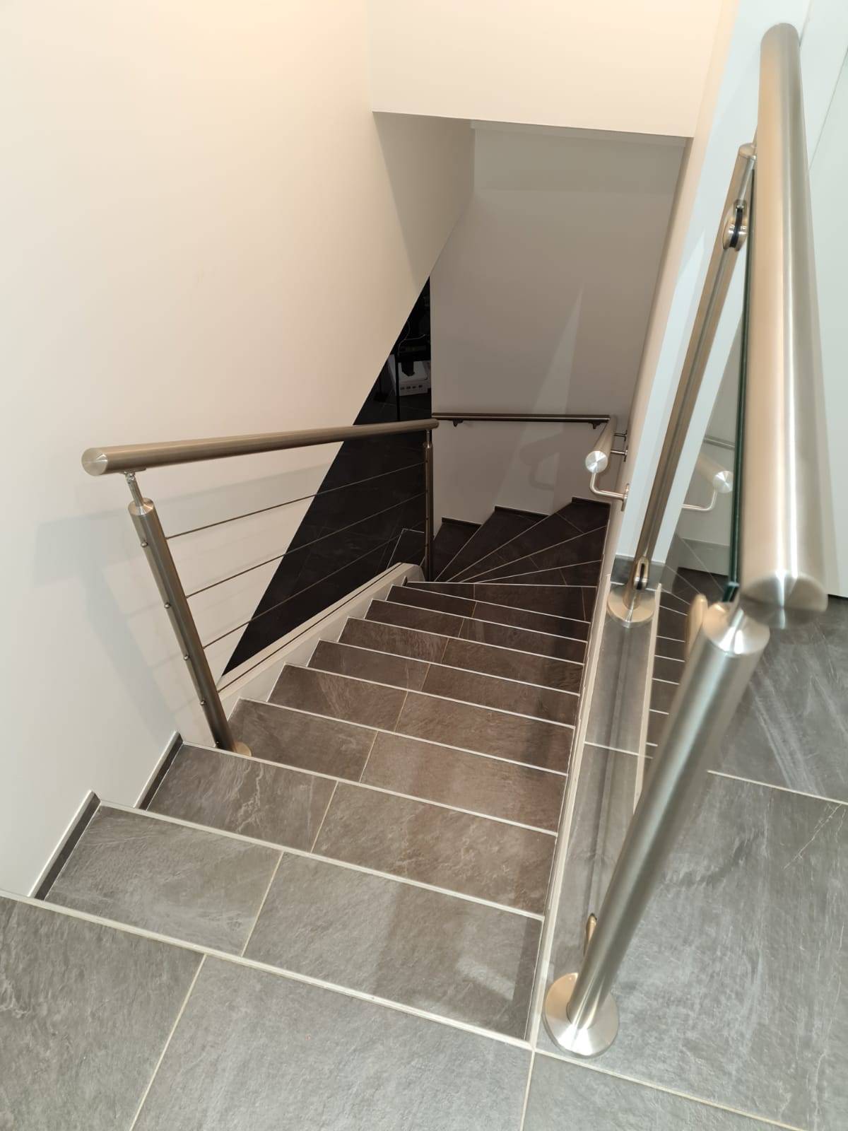 Ensemble rampe d'escalier et garde-corps inox/câble à La Crau