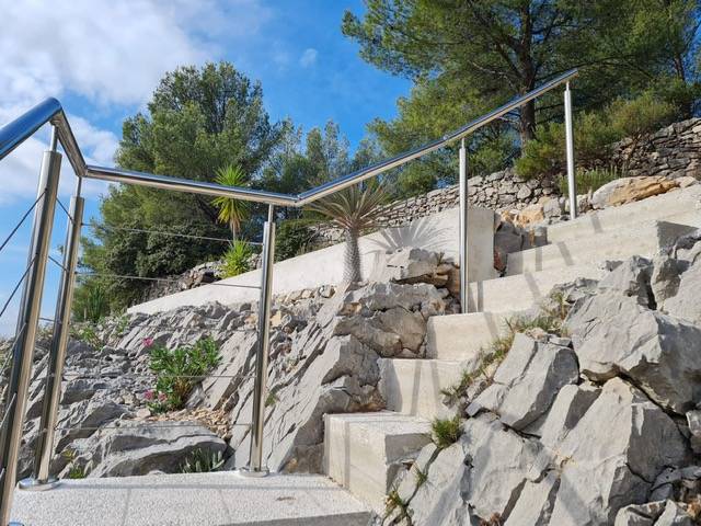 Garde-corps en acier à Sollies Toucas