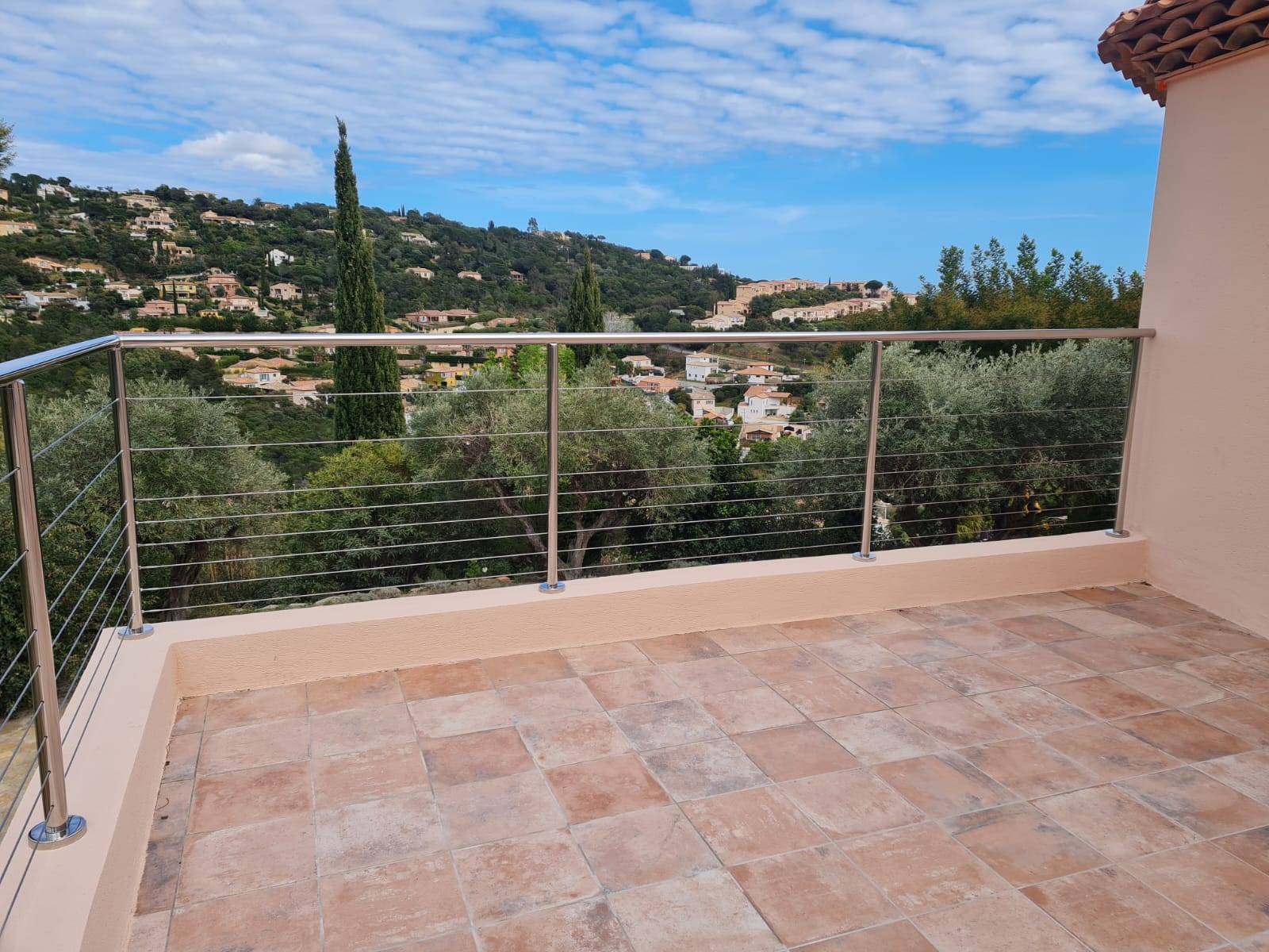 Garde-corps en câbles à Toulon 