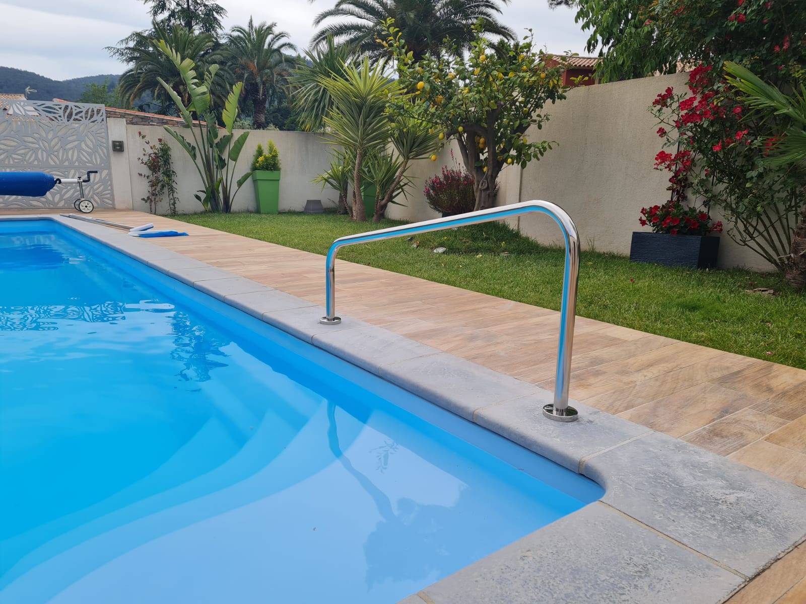Étude personnalisée à Puget-Ville par SHM pour un accès piscine