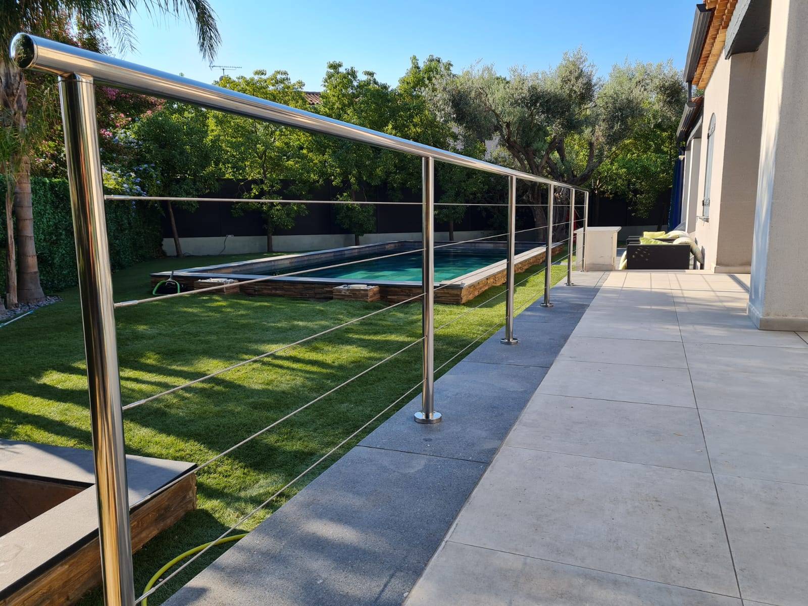 Garde-fou pour terrasse dans le Var