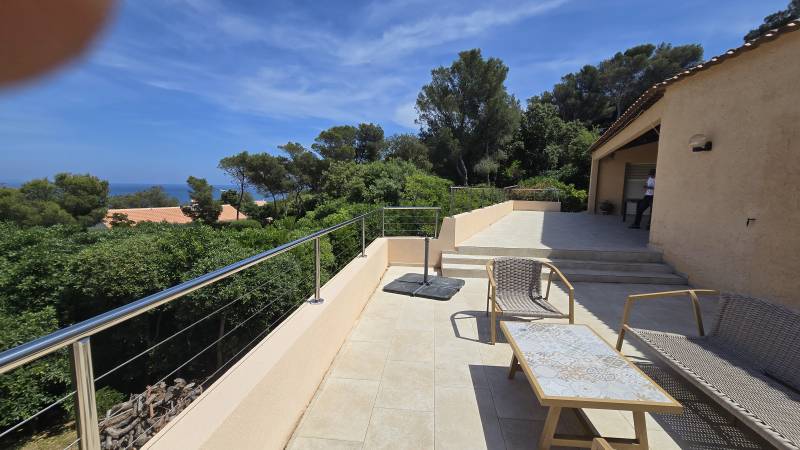 Protection de terrasse sur mesure à la Crau 