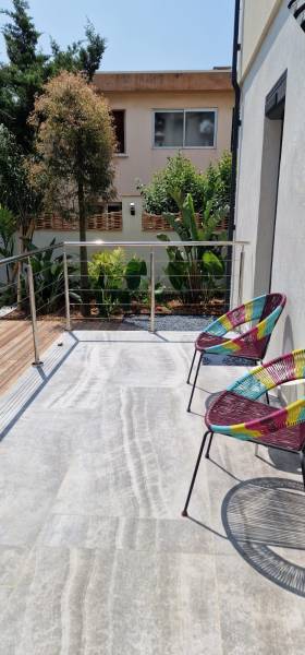 Protéger votre extérieur avec nos garde-corps en inox et câbles sur-mesure dans le Var