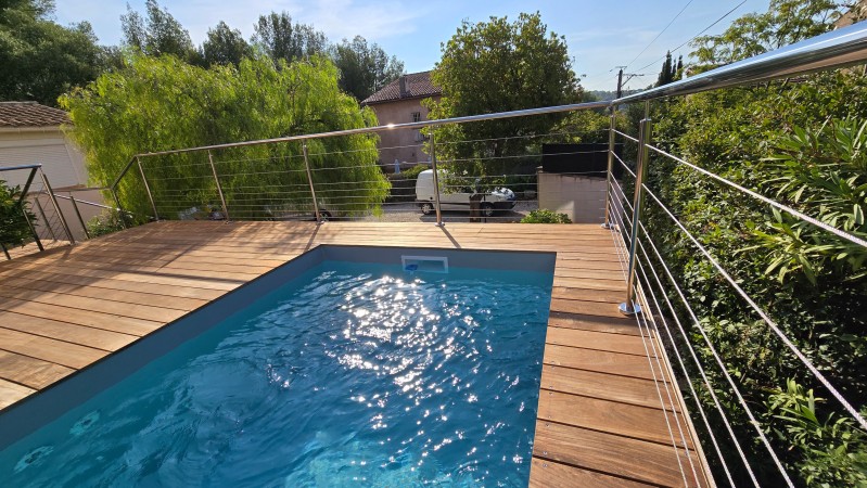 Vue d’ensemble de l’installation à Sanary-sur-Mer.