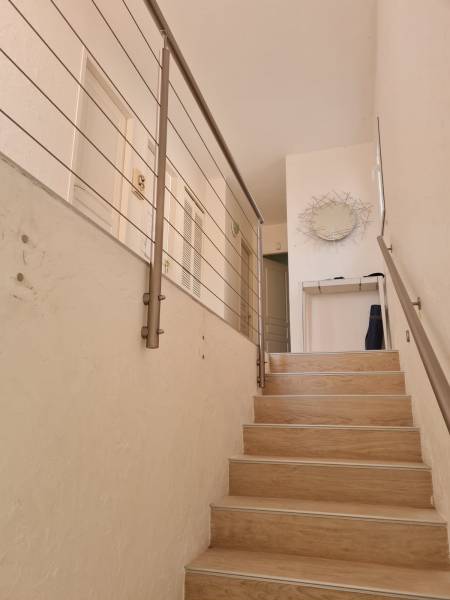 Garde-corps inox câble à Hyères dans le Var