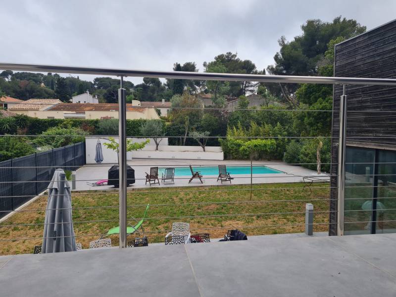Garde-corps à l'anglaise pour optimiser une terrasse à Toulon