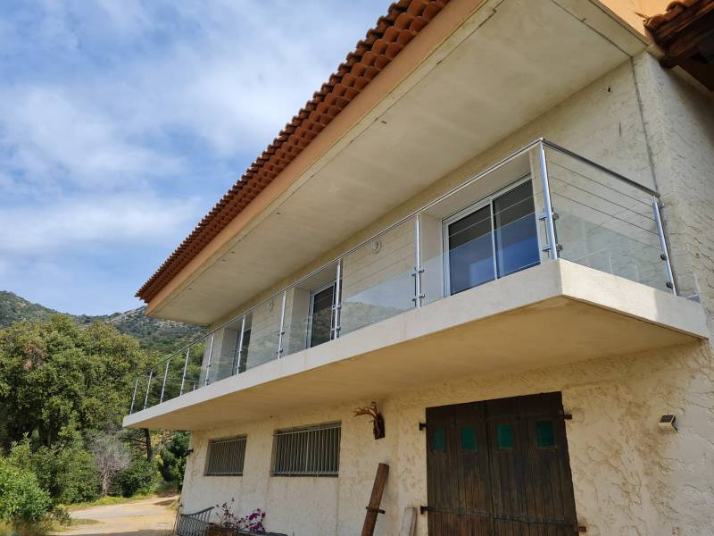 Garde-corps d'un balcon à Toulon