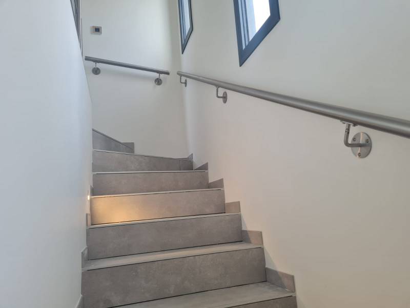 Accès escalier à Toulon