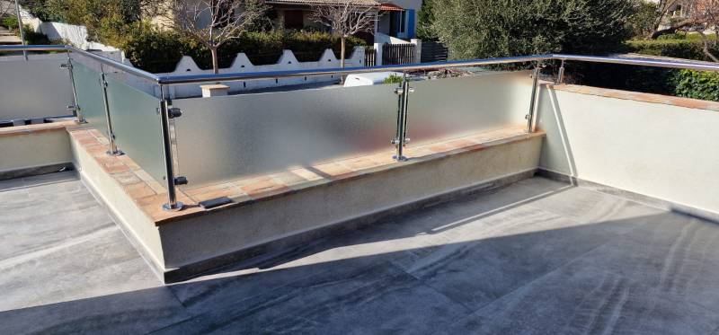 Pose de balustrades à Sanary
