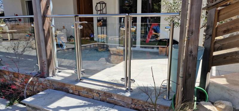 Garde-corps pour piscine à La Crau